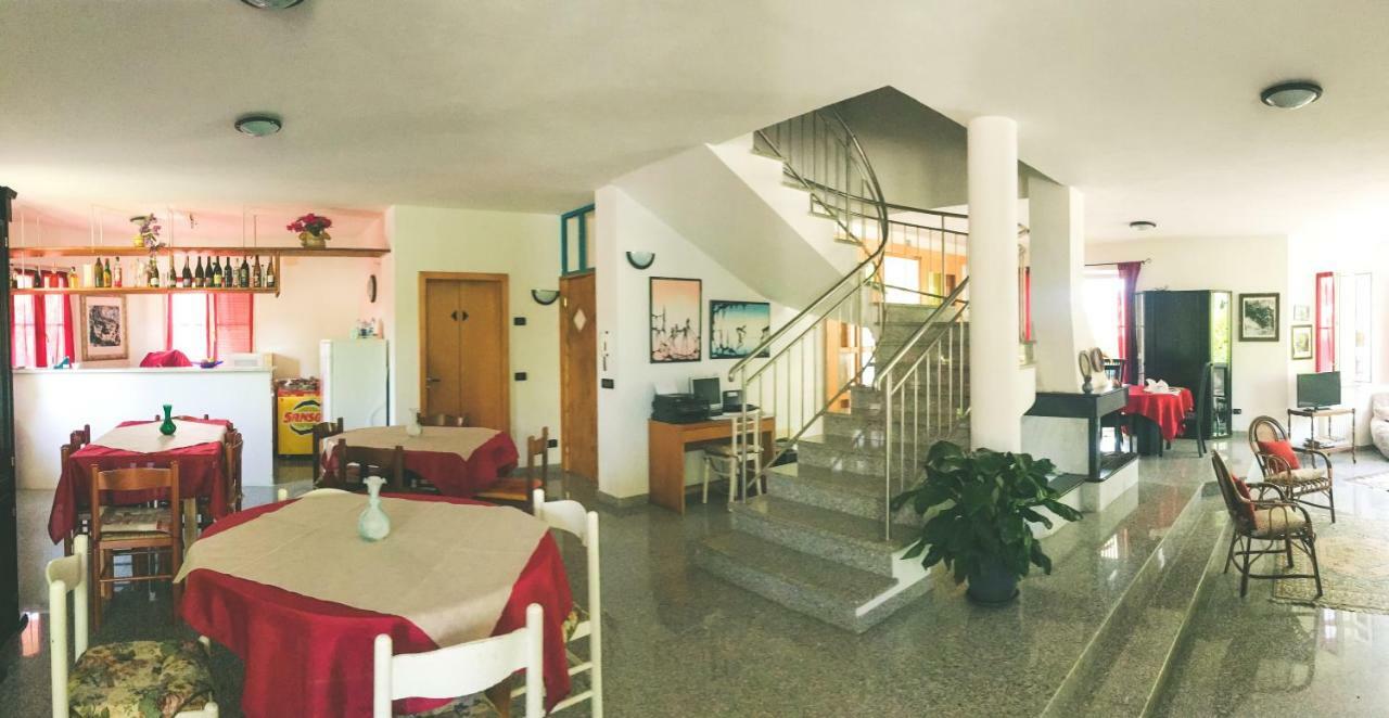 لاميزيا تيرمي B&B Pineta Mare المظهر الخارجي الصورة